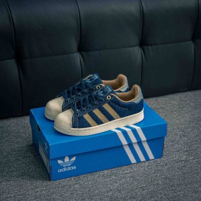 核心私 阿迪达斯Adidas三叶草 Originals Superstar Ayoon W贝壳头系列低帮经典百搭休闲运动板鞋 货号：Jh5577 尺码：35 3