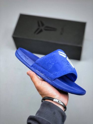 Nike Hoops Max Air Jumper 科比拖鞋 货号 If2870 400 尺码 36-45