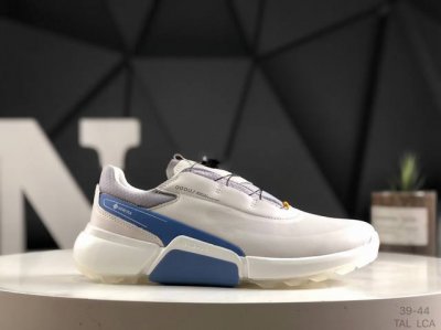 Ecco 2024爱步 15周年经典 #经典和现代工艺品质融合 精选小牛皮面料 百搭休闲老爹鞋 舒适性相当不错 版型楦型非常到位上脚 专柜热销款 独有鞋型设计