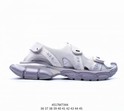 Balenciagav 3Xl Sandal巴黎世家 白色 聚氨酯舒适百搭沙滩凉鞋 货号：786959 W3Xlt 9191 尺码：35 36 37 38 39