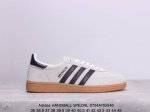 阿迪达斯 Adidas Handball Spezial 低帮三叶草学院风复古休闲板鞋 德训鞋 橡胶底柔软皮革经典运动鞋板鞋。圆头、缝合拼接设计、正面绑带、鞋舌