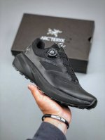 Arcteryx Sylan 始祖鸟户外防水透气低帮徒步登山鞋 Arcteryx中文名始祖鸟 加拿大户外服饰品牌 1989年创立于加拿大温哥华 始祖鸟来自加拿大