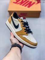 真标带半码 Air Jordan 1 Low Aj1 棕白 低帮复古篮球鞋 Cz0790-107 尺码：见图 编码：04Gdd31