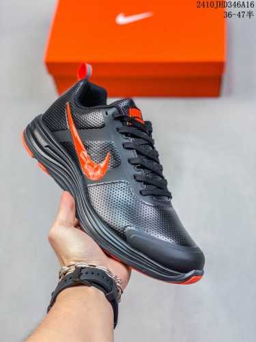 真标耐克nike Air Pegasus +30X登月系列缓震轻便休闲运动跑步鞋 货号:803288-003 尺码:36-47半 编码：10Jhd346A16