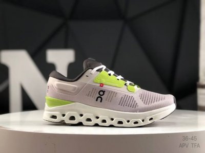 200 on Cloudmonster 昂跑 新兴品牌轻便低帮跑步鞋 首发实拍 鞋款以网球为灵感的运动休闲鞋，大胆的复古外观与革新科技融合，助力运动生活的活力探