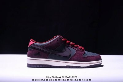 真标 耐克 Nike Sb Dunk Low Pro 男女同款运动鞋复古板鞋，尽情迈步，彰显个性风采。采用柔软皮革鞋面，经久耐穿，塑就如元年款 Dunk 般的复