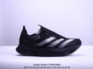 公司级Y-3 Adidas Adizero Adios Pro 3.0 马拉松飞线贾卡轻质透气休闲运动跑步鞋 采用双层透气网纱 Flywire动态飞线绑缚鞋面材