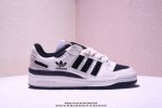 公司级Adidas 阿迪达斯 升级原楦原纸版数据开发版型，采用固色翻毛皮组合牛津布鞋面材质，全新独立开发Rb耐磨橡胶外底组合外露轻量Eva中底缓震嵌片最近超级火
