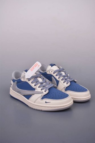 Fragment X Travis Scott X Stussy Air Jordan 1 Low 三方联名倒钩 全新的三方联名低帮倒钩鞋面延续了黑脚趾设计，整