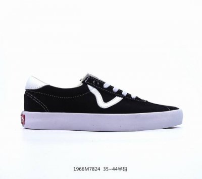 Vans 万斯 采用正确原装铝楦数据开发鸟嘴楦型版本范斯vans Sk8-Low Reissue S改良低帮帆布休闲运动硫化滑板鞋。 码数：35 36 36.5