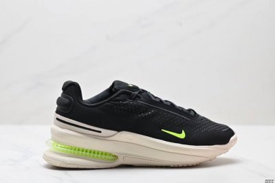 公司级 Nike Air Zoom Upturn 舒适防滑耐磨 耐克 低帮跑步鞋 织物鞋面，轻盈透气，后跟还有Air Zoom 气垫缓震配置， 穿起来脚感蛮舒服