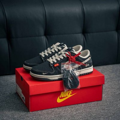 核心私 nike Dunk 全套原楦原模倾力打造完美版型 独家原厂航空铝磨具打磨大底 鞋头坡度极致还原 无解鞋型 原盒原配 圈内天花板工艺 原厂冲刀 超高清洁度