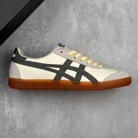 本地180 核心私 公司级亚瑟士 Onitsuka Tiger Tokuten 复古低帮休闲跑鞋 鞋跟 鞋舌处印有鬼塚虎特有的品牌Logo标志 提升品牌的认知度 - 点击图像关闭