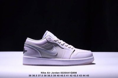 公司级Nike Air Jordan 1 Low Aj1乔1低帮休闲板鞋 同步官方配色 头层皮打造 正确满胶鞋垫 四线拉帮 原厂织唛标 鞋舌高弹海绵填充 官方货