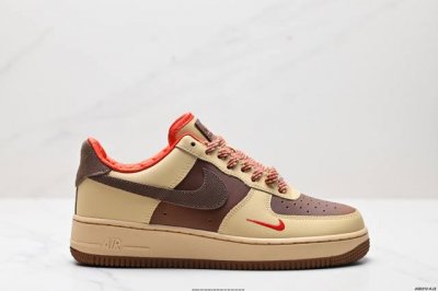 公司级Nike Air Force 1‘07 原楦头原纸板 打造纯正低帮空军版型 专注外贸渠道 全掌内置蜂窝气垫 原盒配件 原厂中底钢印、拉帮完美 货号:Hq3