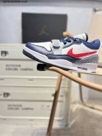 130 Air Jordan Legacy 312 乔丹篮球鞋系列 号称 “最强三合一” 的 Jordan Legacy 312，自然有着杂交结合的设计，它的名