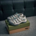 核心私 keen Newport 科恩 夏季潮流编织弹力穿搭溯溪涉水休闲户外凉鞋 货号 1022258 尺码 35 36 37 38 39 40 41 42 4