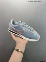 nike Classic Cortez 耐克经典轻便舒适阿甘鞋休闲跑步鞋运动鞋 纯粹而执着的精神 使得Cortez种在了一代人的心里 无论是否喜欢它复古的鞋型