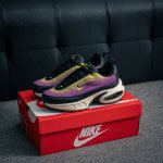 核心私 Nike Air Max Portal 豪门系列低帮气垫百搭增高休闲运动慢跑鞋 选用网眼鞋面，脚感舒适透气。鞋舌、鞋侧及后跟处饰有品牌标识，简约大气又时