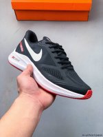 耐克Nike Air Zoom Structure 7X 网面透气跑鞋 原装组合大底 采用透气网眼鞋面搭配外翻式鞋口 为脚跟区域营造出色舒适度 而在鞋底部分 搭
