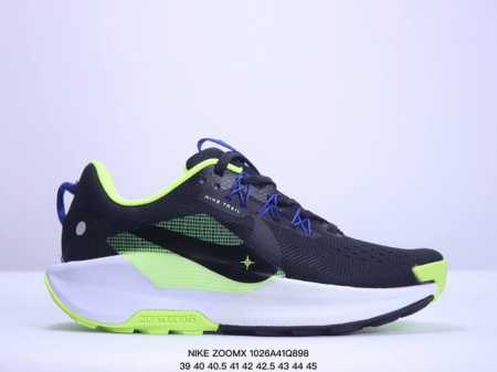 耐克NIKE ZOOMX INVINCIBLE RUN FK3 短跑马拉松系带系列轻量休闲运动慢跑鞋 货号：DR2660-400 尺码：如图所示 XM1026Q - 点击图像关闭