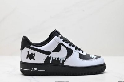 公司级Nike Air Force 1‘07 原楦头原纸板 打造纯正低帮空军版型 专注外贸渠道 全掌内置蜂窝气垫 原盒配件 原厂中底钢印、拉帮完美 货号:Zh0