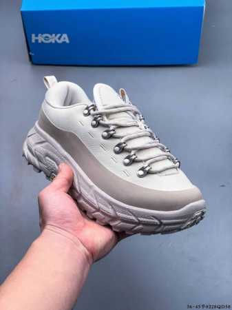 公司级！Hoka One One Tor Summit 秋冬新款户外皮革拼接徒步登山鞋 以阿尔卑斯山为灵感，Tor Summit 致敬经典徒步鞋款 Tor。延续 - 点击图像关闭