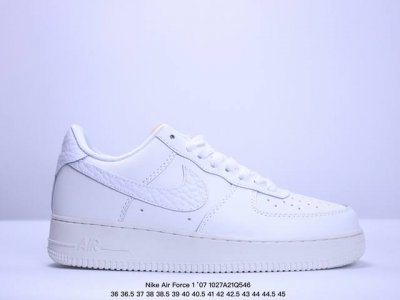 新品实拍 原楦原数据纸版#采用优质皮革鞋面材质#内置全掌air sole气垫# 耐克 Nike Air Force 1 ’07 空军一号低帮百搭休闲运动板鞋。柔