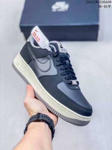 公司级耐克nike Air Force 7 空军一号低帮百搭休闲运动板鞋。柔软、弹性十足的缓震性能和出色的中底设计，横跨复古与现代的外型结合，造就出风靡全球三十