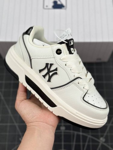 学院穿搭爆款,Korea韩国限定联乘美国榄球洋基队new York Yankees X Mlb Chunky Liner Low 学长鞋系列低帮老爹风轻量增高厚