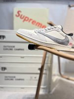 公司级头层皮Supreme X 乔丹Air Jordan 1 Low Aj1低帮系列篮球鞋 官方同步配色 原装级产物 #拒绝公底 立体鞋型 细节完美 高清洁度H