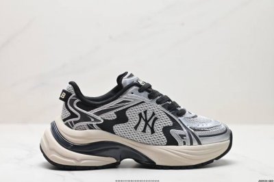 公司级mlb New York Yankees Curve Runner 舒适百搭 防滑耐磨 低帮 流浪鞋跑步鞋 货号:3Arnspl4N 尺码:35.5 36