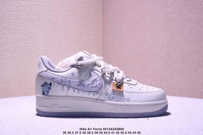 公司级Nike Air Force 1 Low 原楦头原纸板 打造纯正空军版型 专注外贸渠道 全掌内置蜂窝气垫 原盒配件 原厂中底钢印、拉帮完美 官方货号：Db