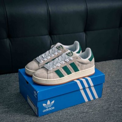 核心私 Adidas Originals Campus 00S 学院系列面包风经典复古低帮百搭休闲运动板鞋 货号：Gy0038 尺码：36 36.5 37.5