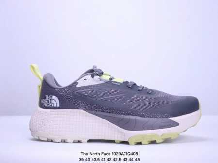 公司级 户外The North Face 北面 北脸男鞋护脚踝登山鞋 户外防水耐磨徒步鞋 。具有出色的抓地力和稳定性，在户外越野中勇往直前！回弹性中底具有出色的 - 点击图像关闭