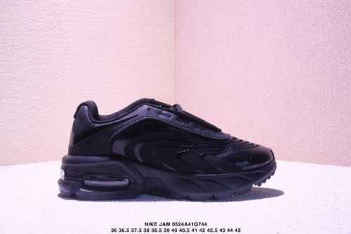 公司级Nike Jam 系列舒适时尚防滑耐磨低帮生活休闲鞋 Fn0314 采用鞋面合成皮革与网眼布设计 以便于运动员在霹雳舞运动中的保护和耐穿 中底设计细节采用