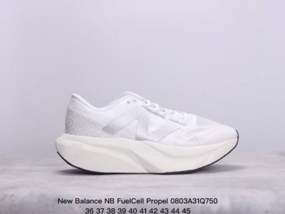 新百伦new Balance Nb Fuelcell Propel 防滑耐磨厚底低帮跑步鞋 new Balance的fresh Foam中底材料 极佳的组成结构