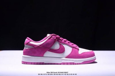 210 耐克Nike Sb Dunk Low Sb 系列扣篮系列复古低帮休闲运动滑板板鞋。采用脚感柔软舒适Zoomair气垫，有效吸 收滑板等极限运动在落地时带
