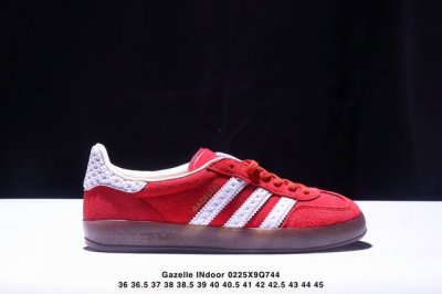 Ad Originals Gazelle Indoor End 三叶草休闲防滑耐磨低帮板鞋鞋头出色设计 塑就出众贴合感稳固的后跟贴合足部曲线设计软弹舒适 不易磨
