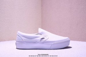 硫化工艺 Ltsgt 万斯 Vans 厚底 经典Os 白黑 顶级真标原盒大几率过验过毒版本 原型开发道序 原汁原味保留经典基础 上脚无敌 ！ 尺码：35 36