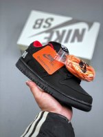 性价比版本140 Supreme X Nike Sb Dunk Low 限定款 独家版型蒸餾加工帶來的是更好的视觉和脚感体验 清洁度 电绣工艺 皮料切割干净无任