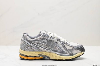 公司级new Balance M1906系列 复古单品宝藏老爹鞋款 公司级 复古元素叠加 质感超级棒 楦版型材料细节做工精细 作为nb最经典的档案鞋型之一 与