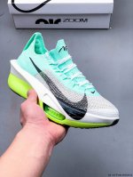 公司级！Nike Air Zoom Alphafly Next% 3 阿尔法 马拉松 3.0减震马拉松跑步鞋 首次通过一体式鞋底 替代了后跟和前足分离的设计 让