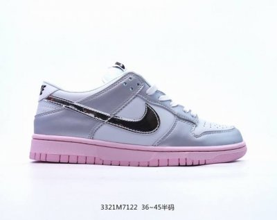 公司级2024龙年专属配色,耐克nike Dunk Low Lx”扣篮系列低帮休闲运动滑板板鞋 货号:Hm3698-006 尺码:36 36.5 37.5 38