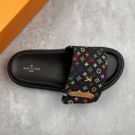 本地290 核心私 louis Vuitton 2025 专柜 春夏新款 最高限定 专柜上新 Lv情侣厚底魔术贴拖鞋 明星同款 网红博主推荐 ◆ 原版开模 代购