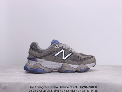 公司级joe Freshgoods X New Balance Nb1000联名款 复古休闲运动慢跑鞋 鞋款灵感源自设计师本人对夏日的怀日回忆。鞋面大身由空间双