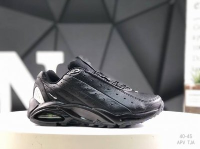 170 nocta X Nike Hot Step Air Terra 耐克 复古运动休闲鞋 Nike X Nocta系列首款球鞋震撼登场。该鞋款采用自然设计，