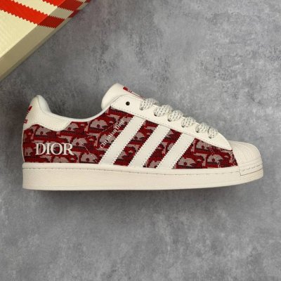 本地 核心私 阿迪达斯 Adidas Originals Superstar X Dior 白红满天星 低帮休闲运动板鞋 采用全新头层拼接皮革材质 后跟采用特色