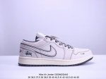 海外爆款限量发售！公司级 Nike Jordan Air Jordan 1“斯图西联名 全猪八灰线条” 高端定制 低帮 复古 减震 防滑 耐磨 篮球鞋 定制鞋盒