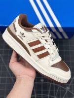 公司级阿迪达斯 Adidas Forum 84 Low Cl 低帮百搭潮流休闲运动板鞋 以复古篮球鞋的外形为基础，采用皮革拼接，简约百搭，更加贴合舒适。中底内侧